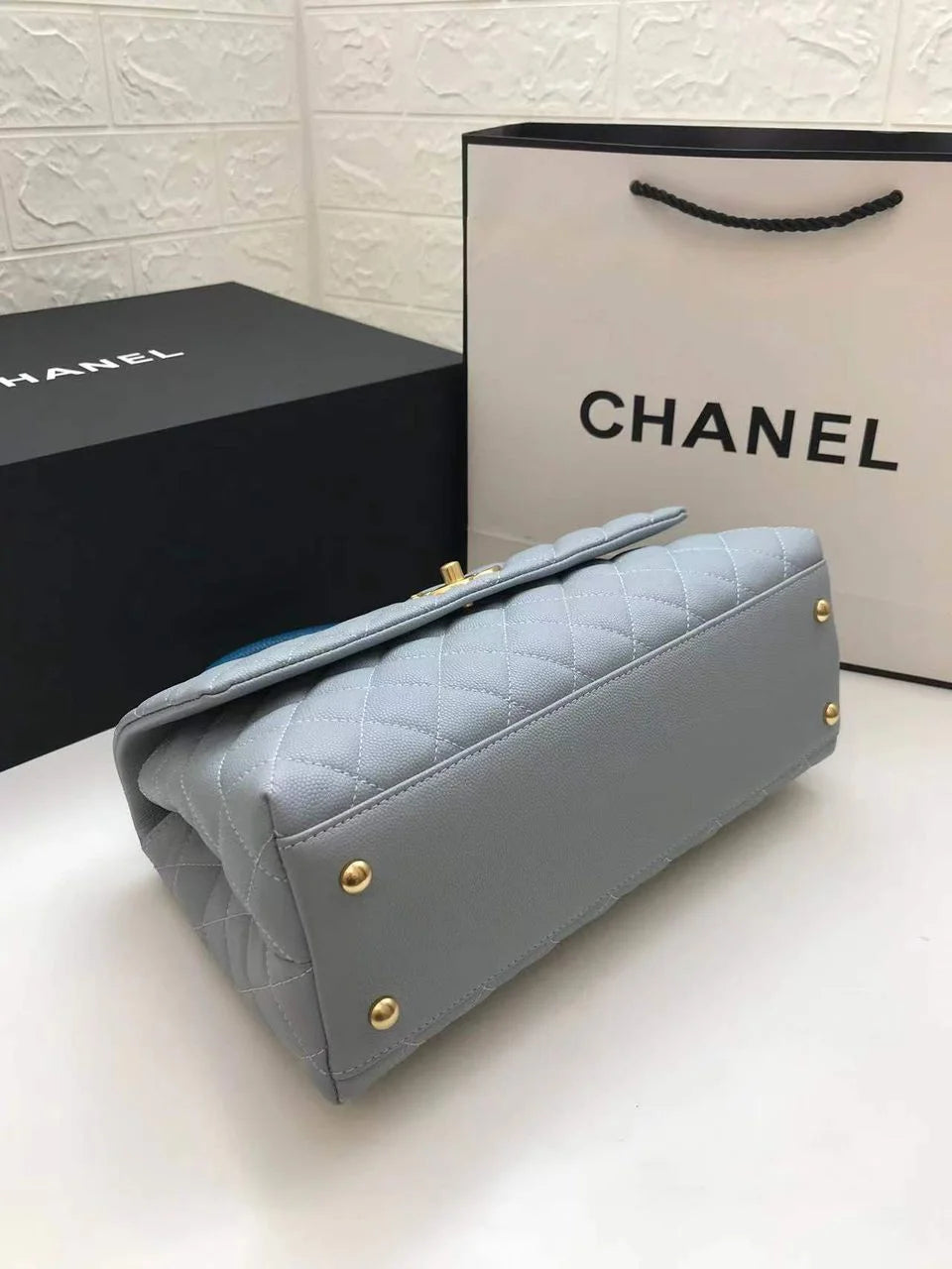 Light Grey Flap Bag With Top Handle X586429