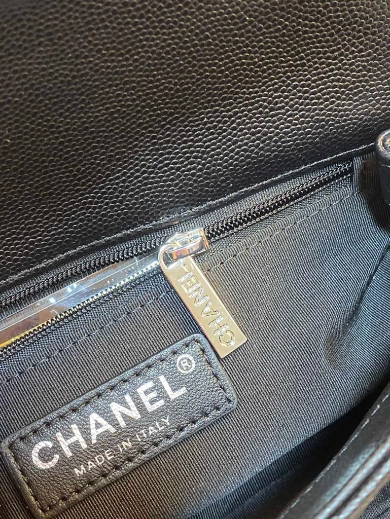 Small Flap Bag Black U764929