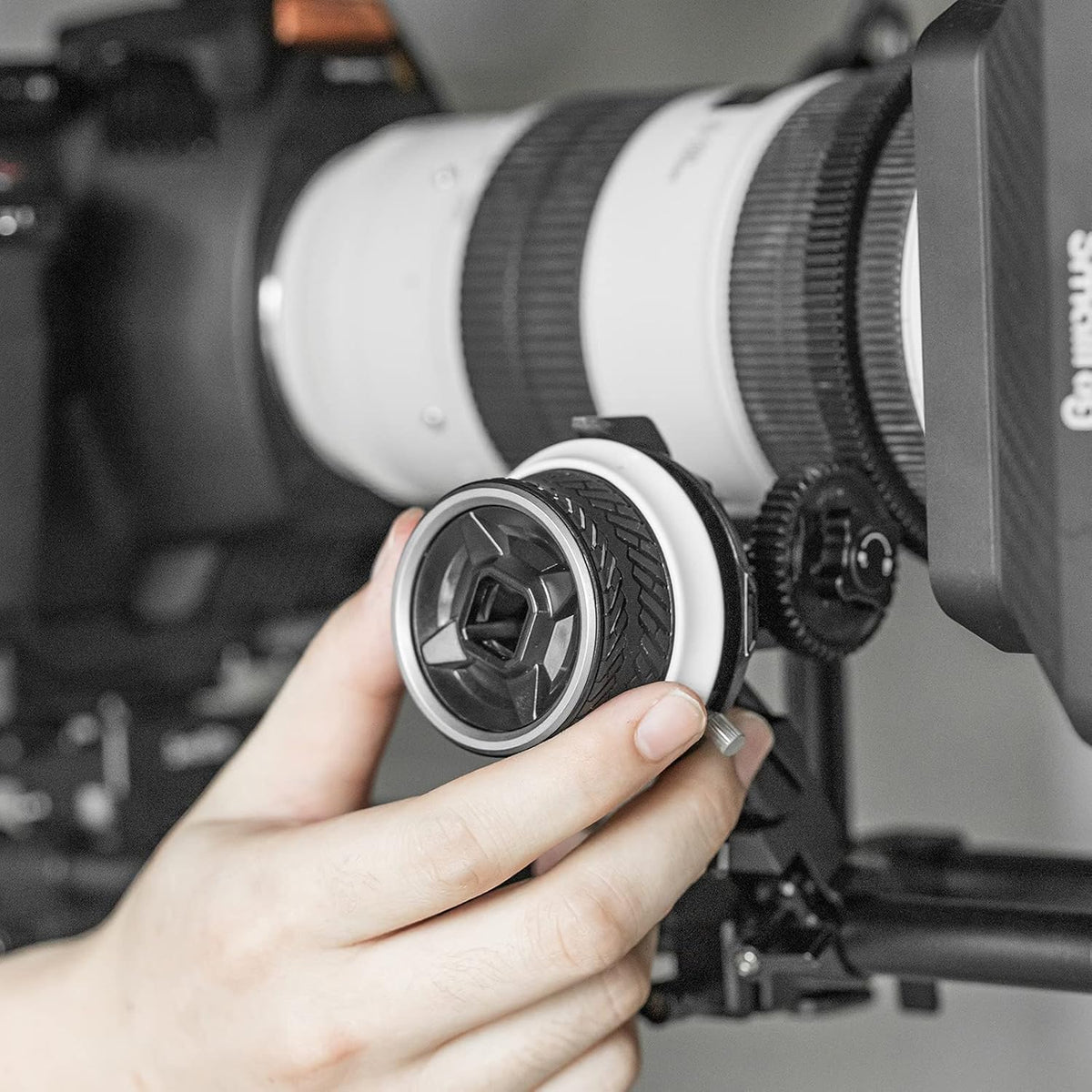 Mini Follow Focus with A/B Stops and 15mm Rod Clamp and Snap-on Gear Ring Belt C430