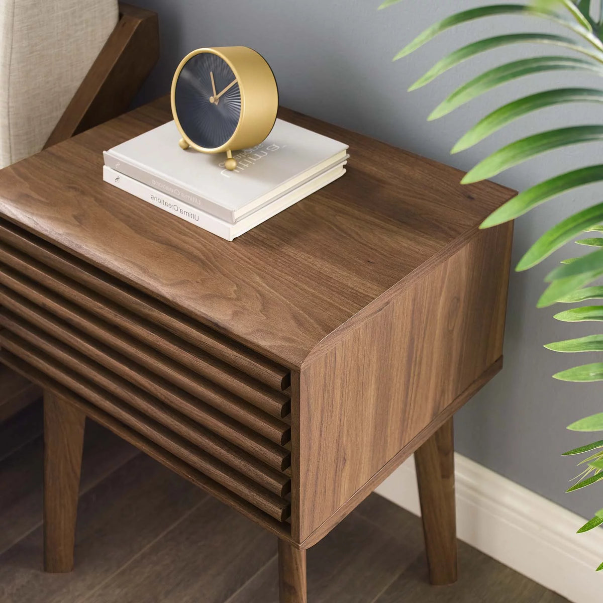 Wood Nightstand Accent Table I4307