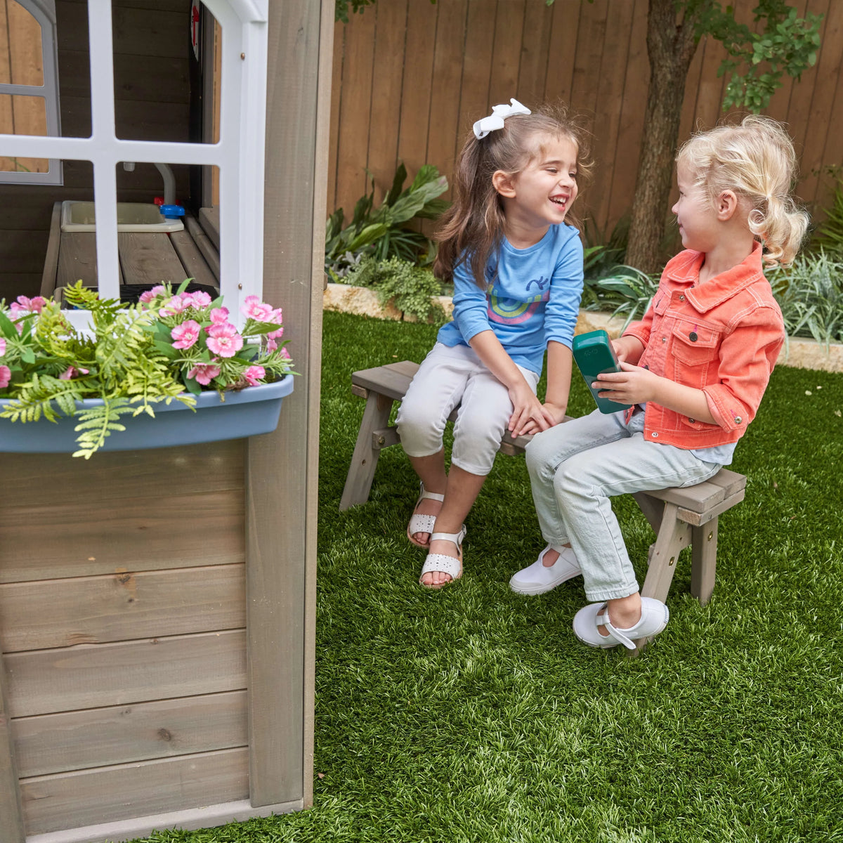 Wooden Outdoor Playhouse with Kitchen G2564