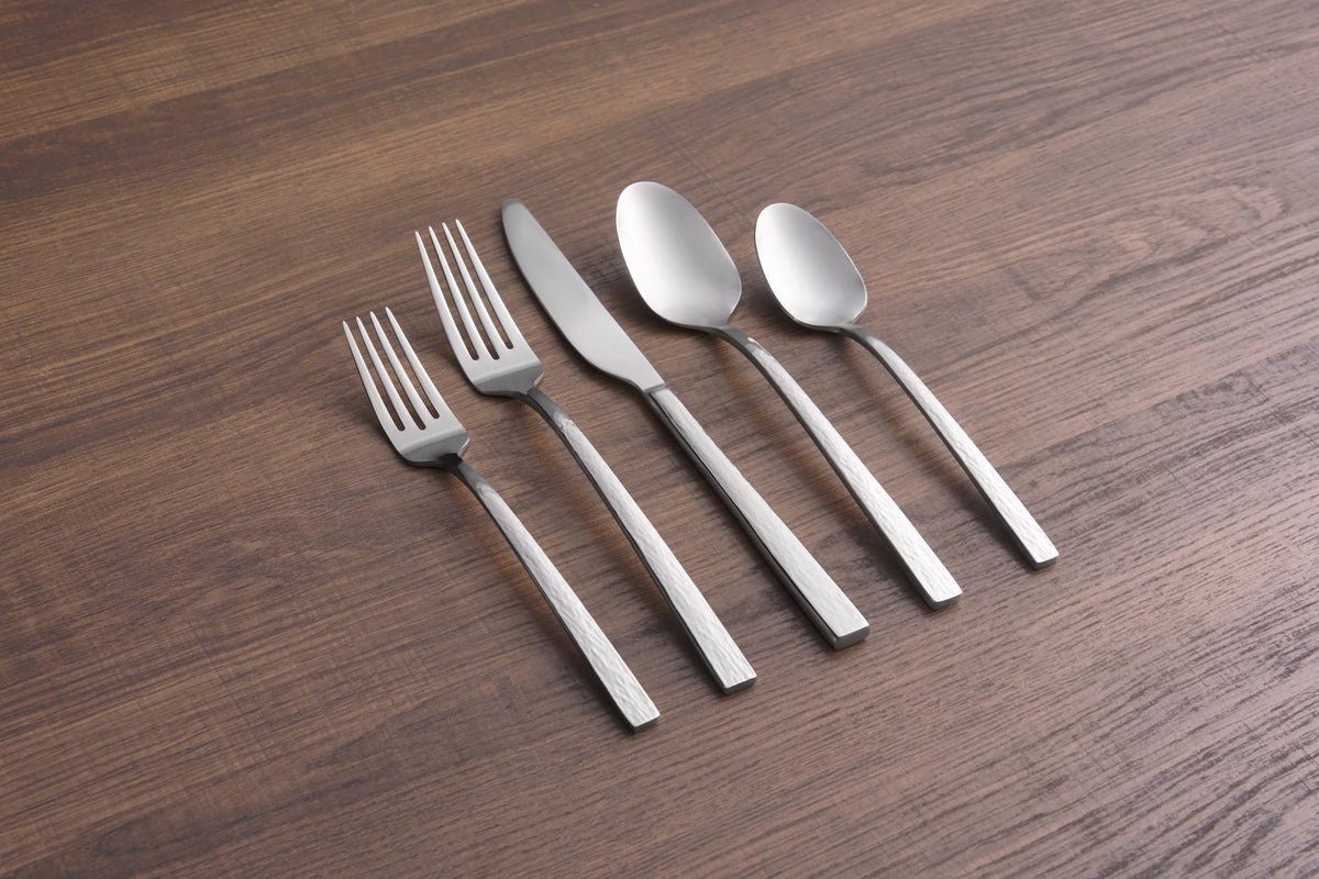 20-Piece Flatware Set Y8160