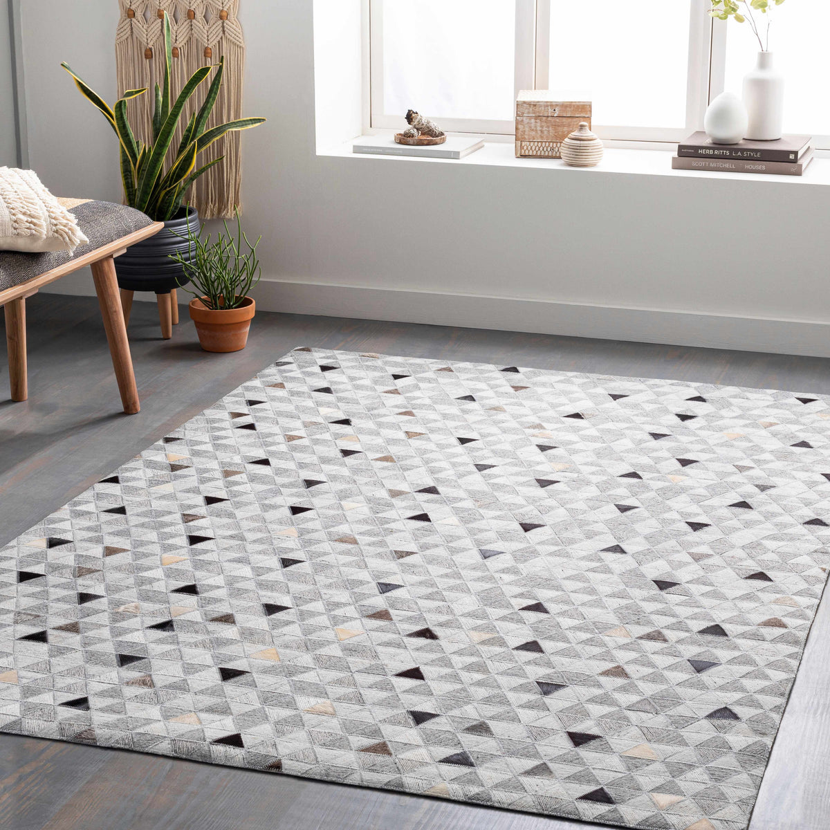 Black Gray Brown 2' x 3' Area Rug Q563424