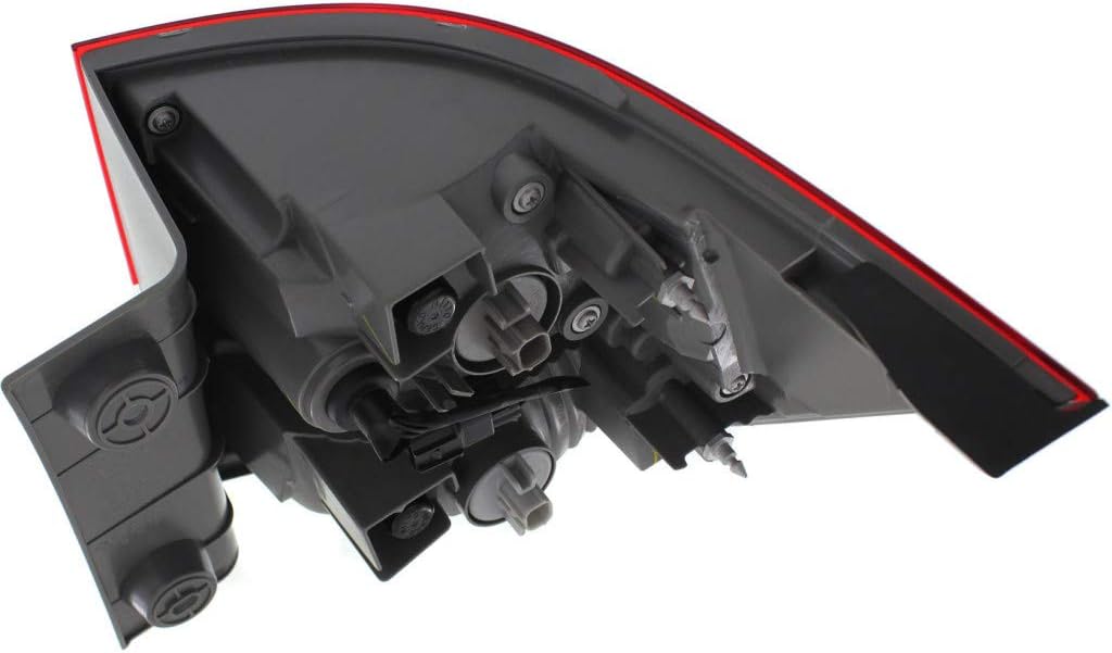 Tail Light Assembly Outer Driver Side F8605