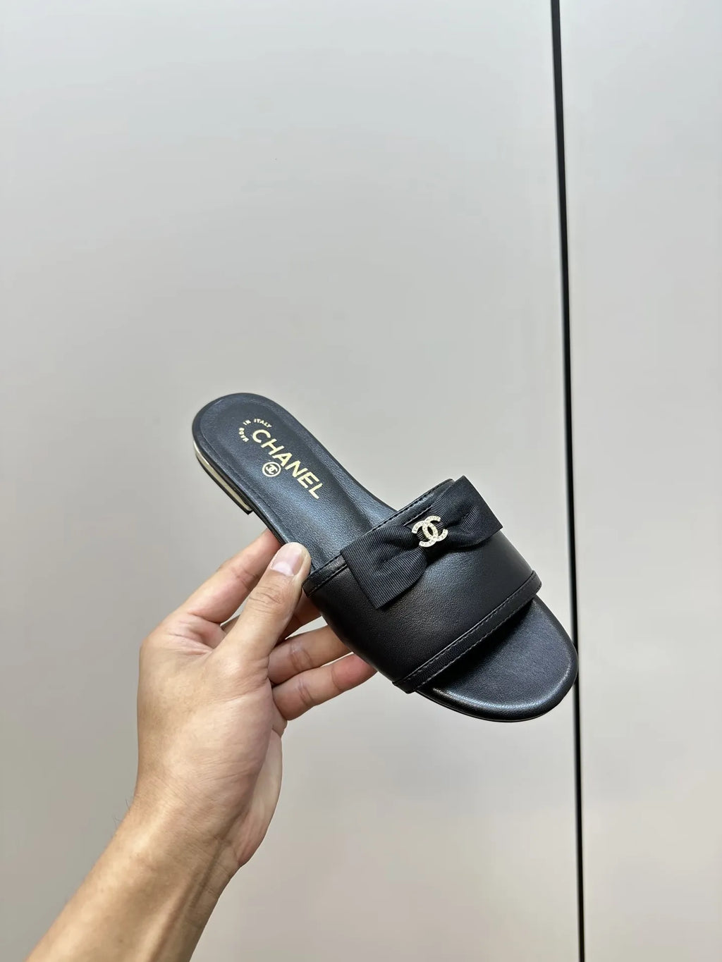 Women Slippers R340798