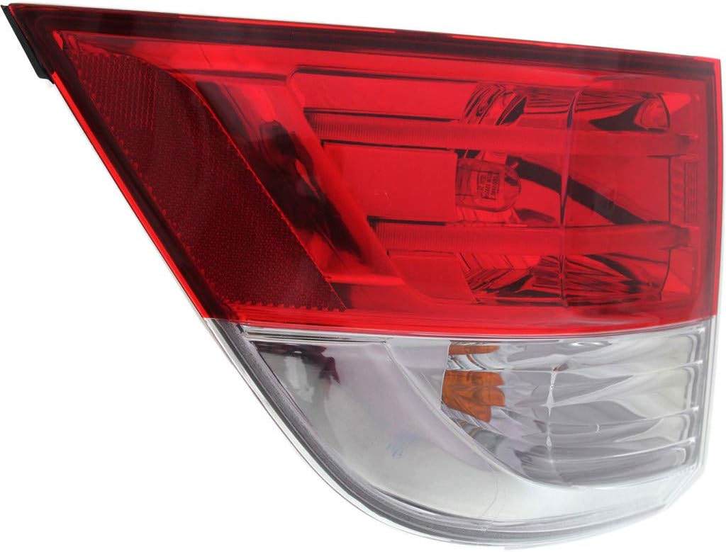 Tail Light Assembly Outer Driver Side F8605