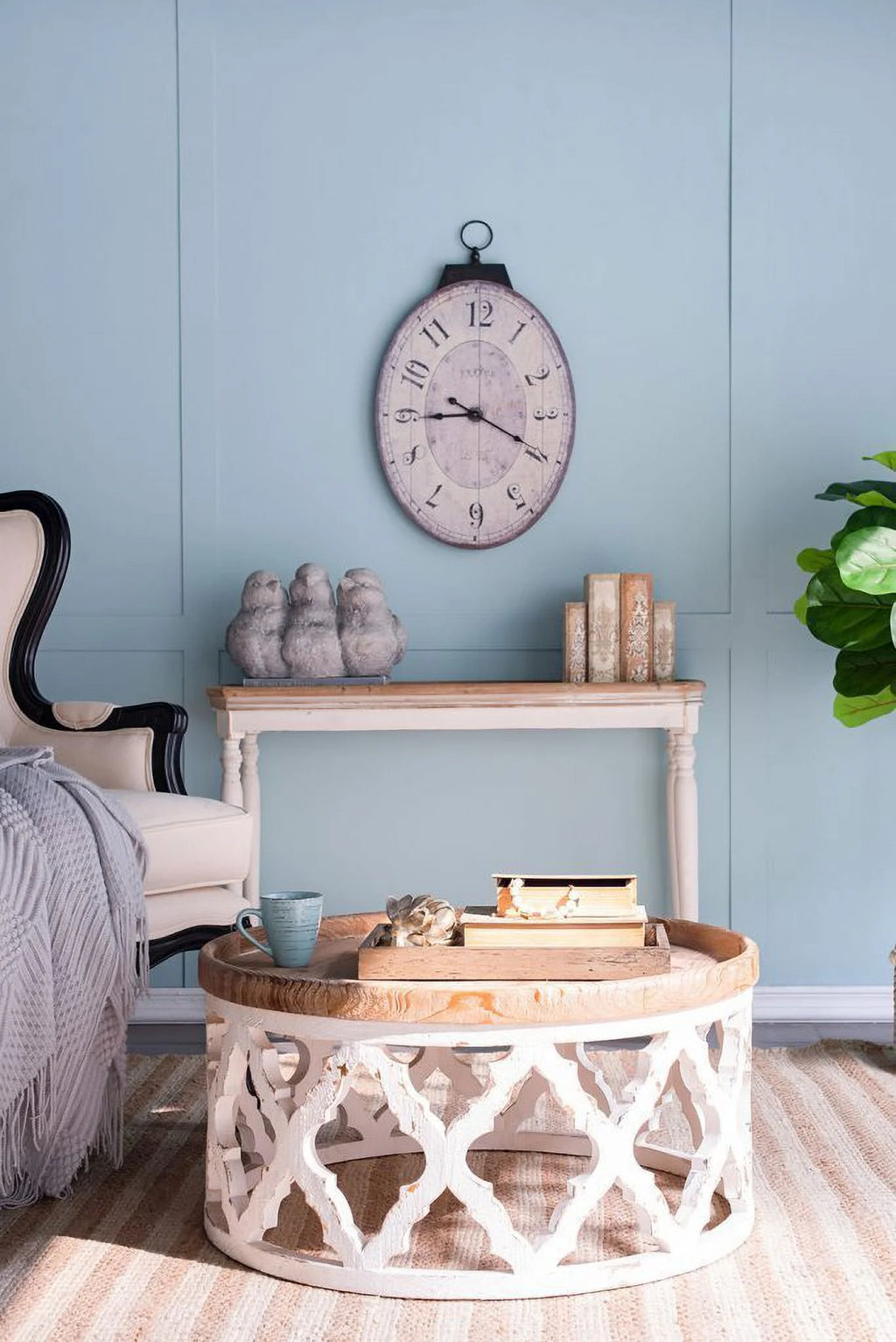 Round White Coffee Table R55332