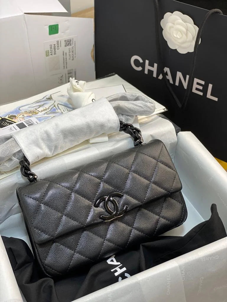 Small Flap Bag Black U764929
