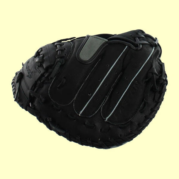 Catcher's Mitt J950848