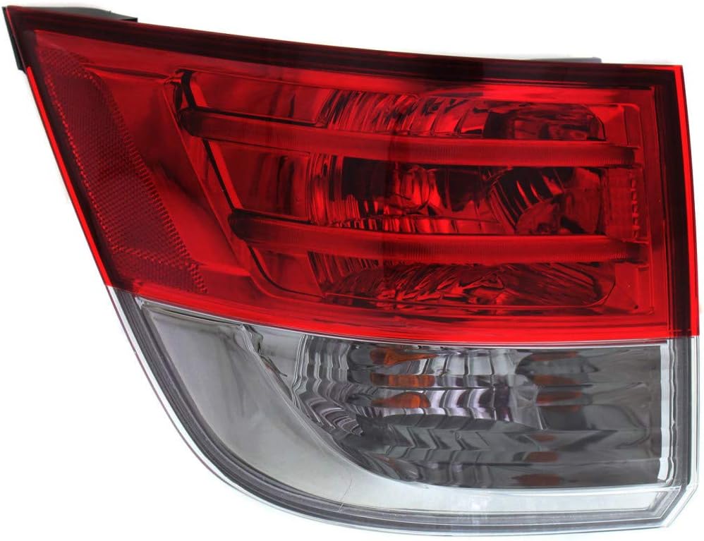 Tail Light Assembly Outer Driver Side F8605