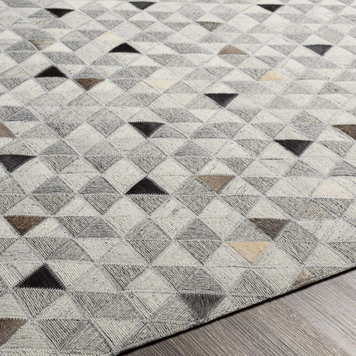 Black Gray Brown 2' x 3' Area Rug Q563424