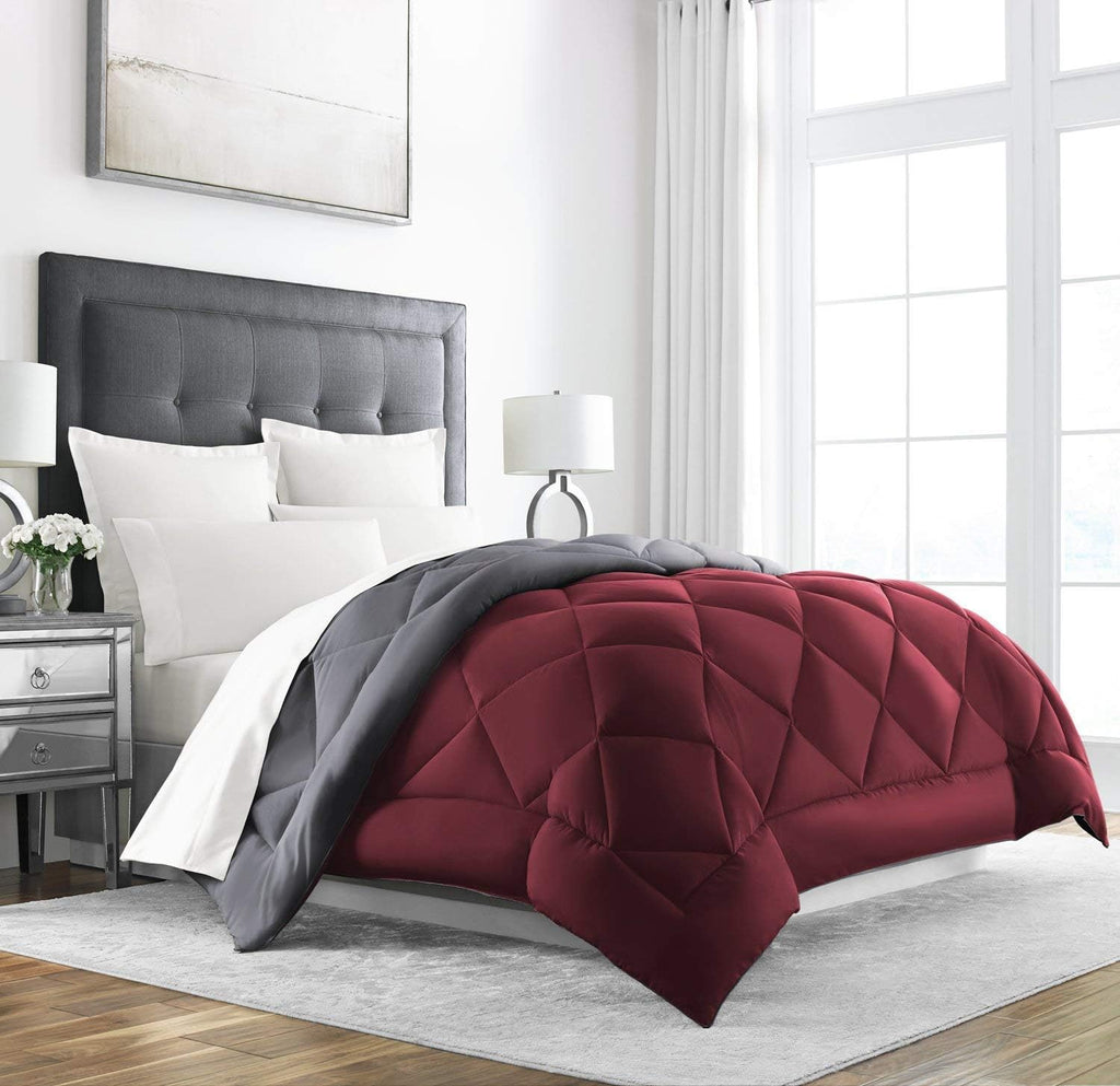 King Cal King Navy Reversible Down Alternative Comforter Q116051