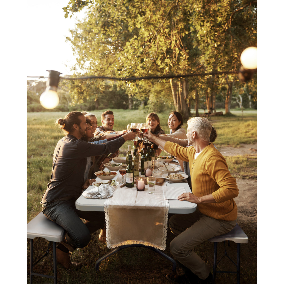 6' Folding Banquet Table & Folding Chairs (4 Pack) X6313