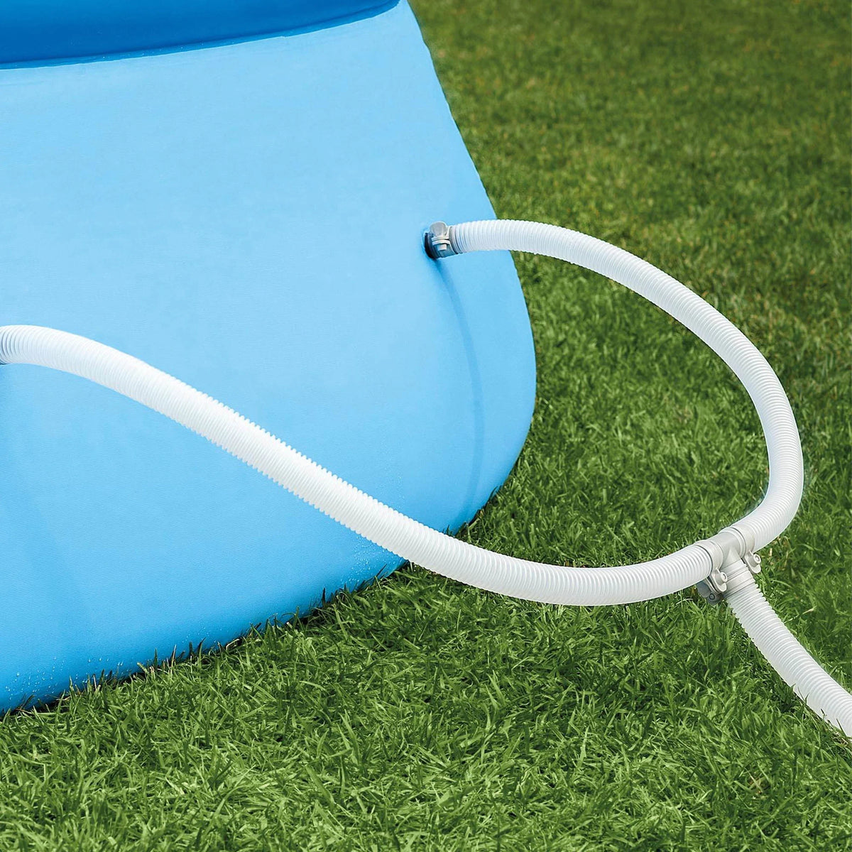 18'x48 Inflatable Pool with Pump, Ladder & Maintenance Kit H815053