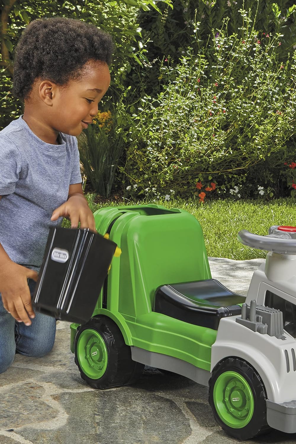 Garbage Truck Ride On with Trash Bin B943976
