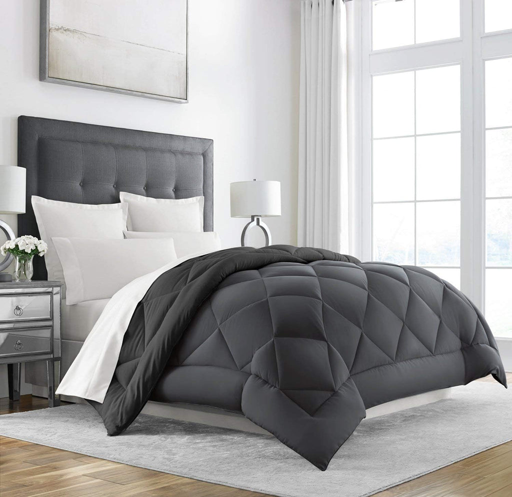 King Cal King Navy Reversible Down Alternative Comforter Q116051