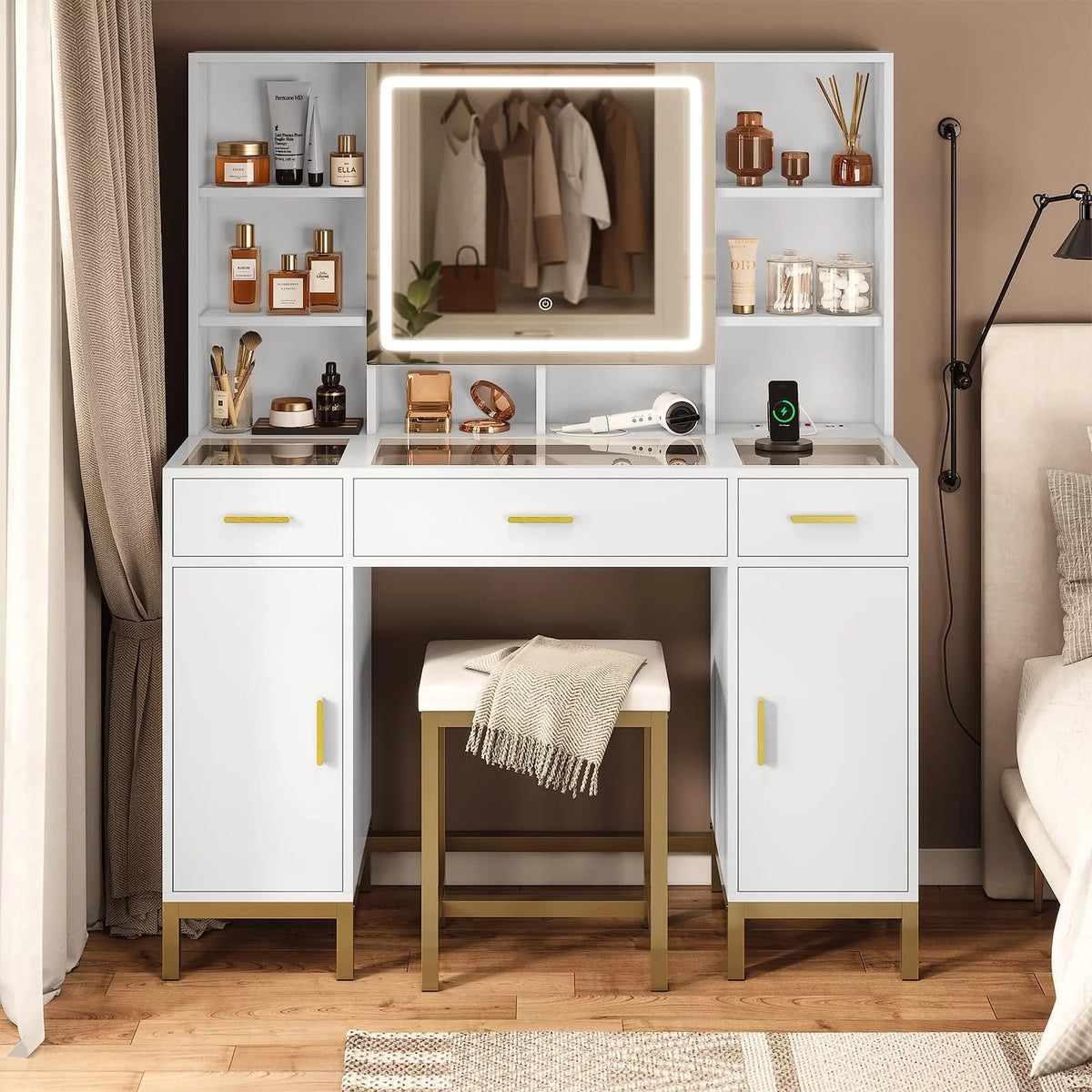 White Vanity Set with Lighted Mirror and Charging Station S7172