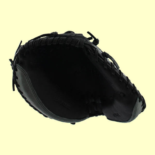 Catcher's Mitt J950848