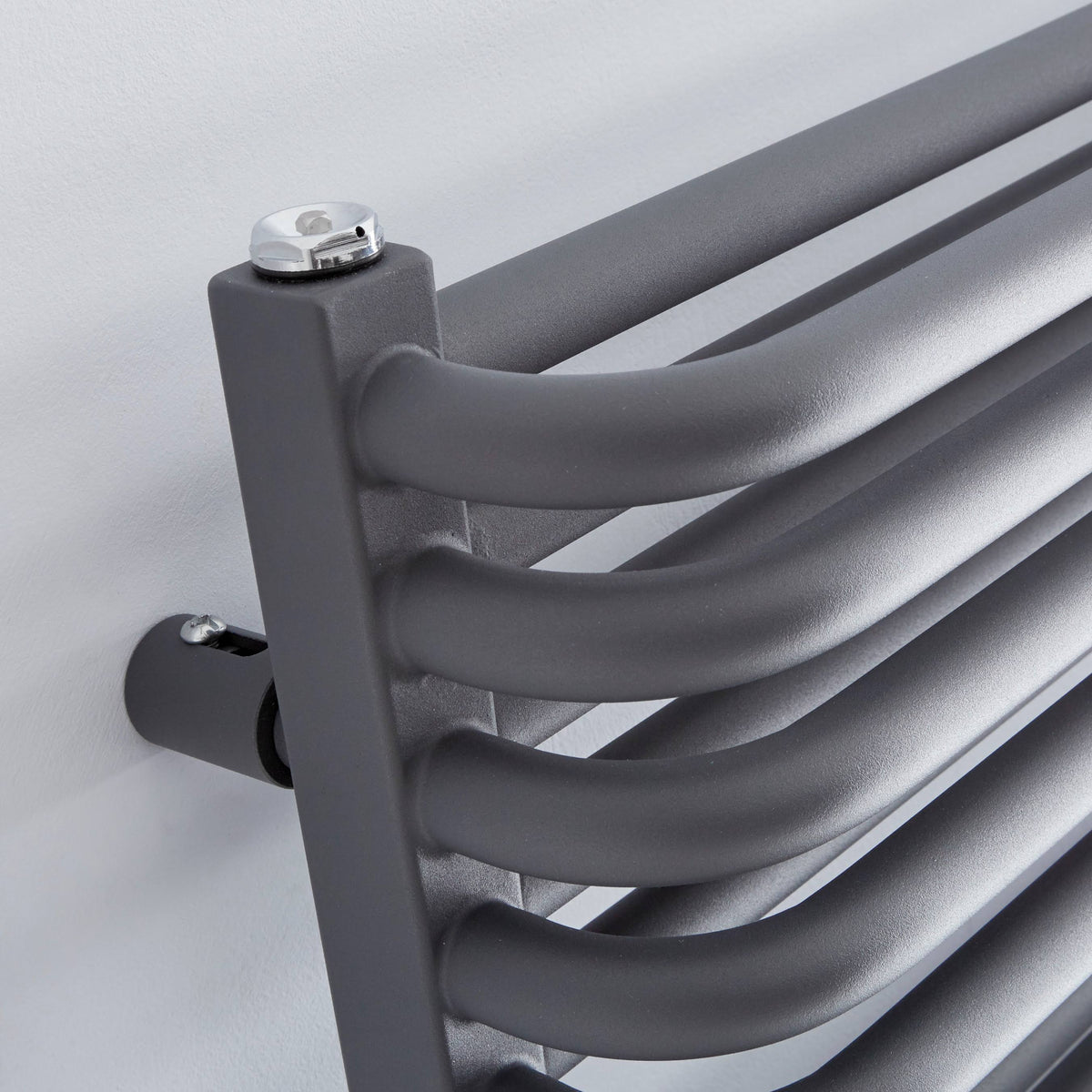 Anthracite Hydronic Towel Warmer W833374