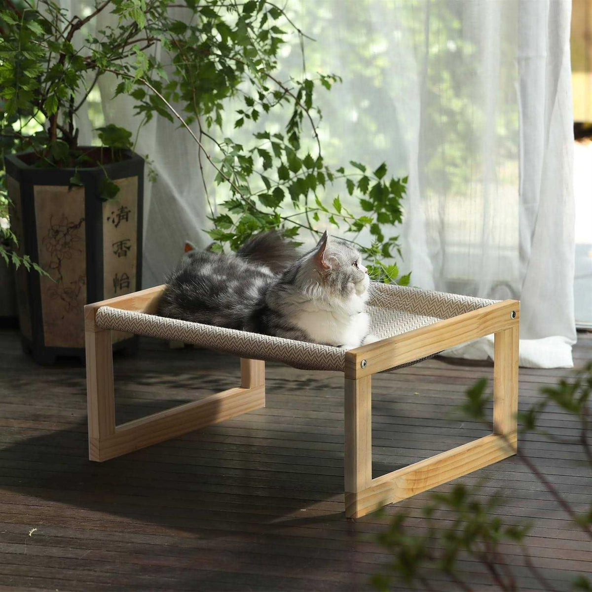 Large Breathable Wooden Cat Bed X450763