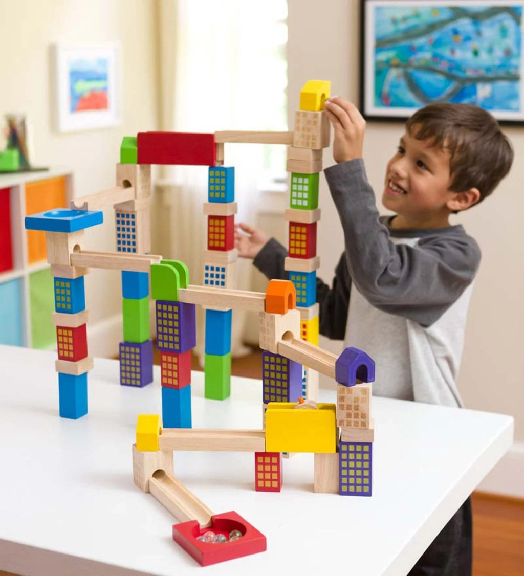 Glow-In-The-Dark Marble Run I4004