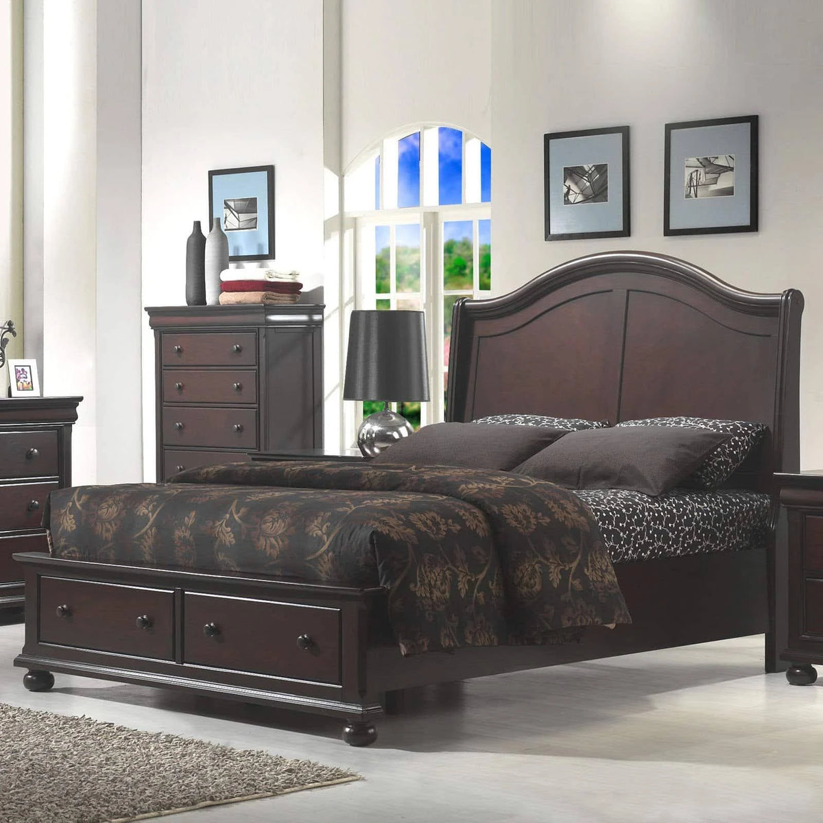 Queen Sleigh Storage Bed W689226