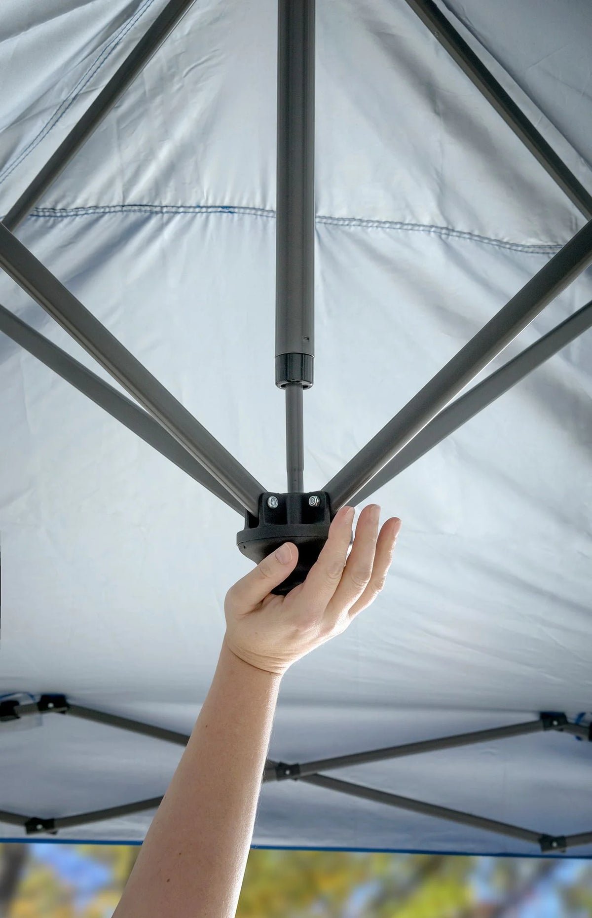 White Straight Leg Canopy Q1100