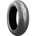 55ZR-17 Bridgestone Battlax Hypersport S22 Radial Rear Tire P186360