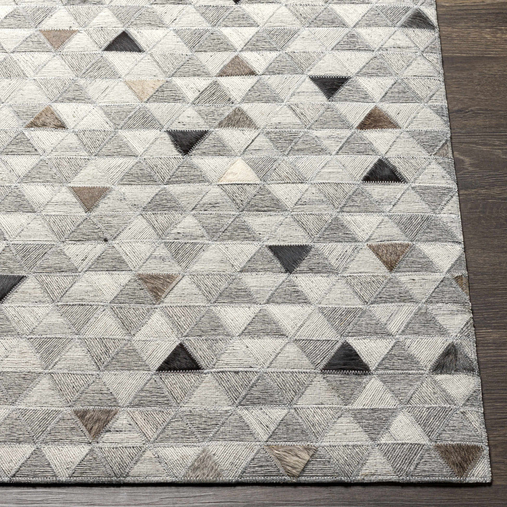 Black Gray Brown 2' x 3' Area Rug Q563424